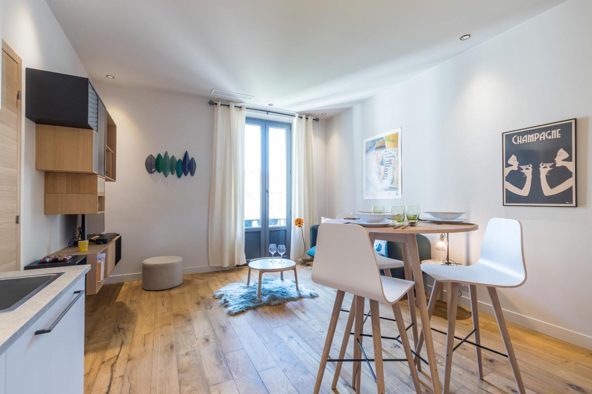 Refined & Cozy 1 Bedroom Downtown Nizza Exterior foto